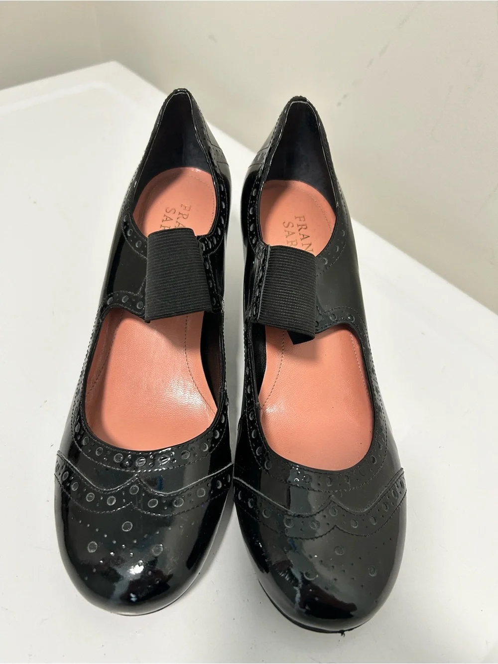 Franco Sarto Black Patent Leather Mary Jane Pumps Brogue Detail Size 7.5 M